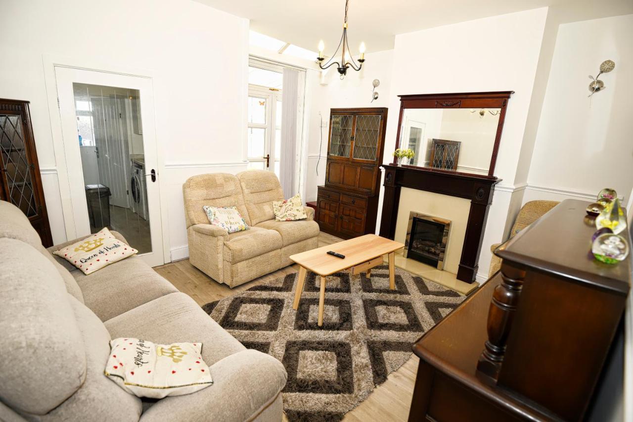 White House Apartment Manchester Exterior photo